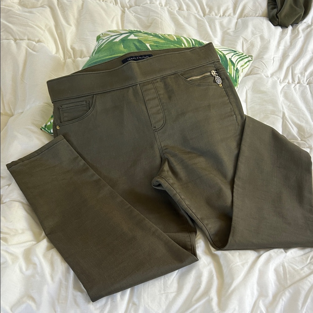Tommy Hilfiger Khaki Skinny Pants